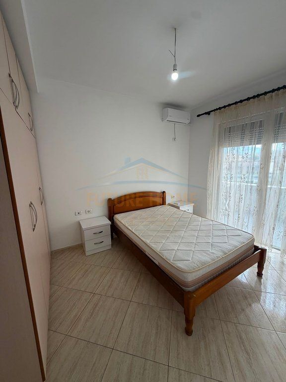 JAP ME QERA APARTAMENT 2+1+2,BAR ARTISTI,ASTIR