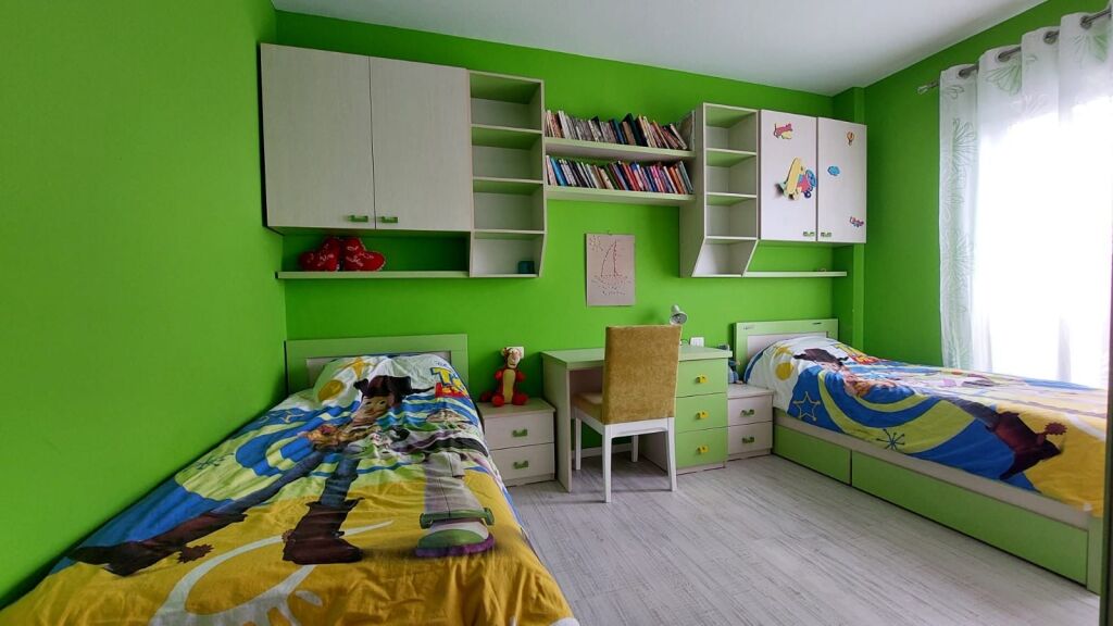 Jepet Me Qera Apartament 2+1+2 Tualete + 1 Ballkon