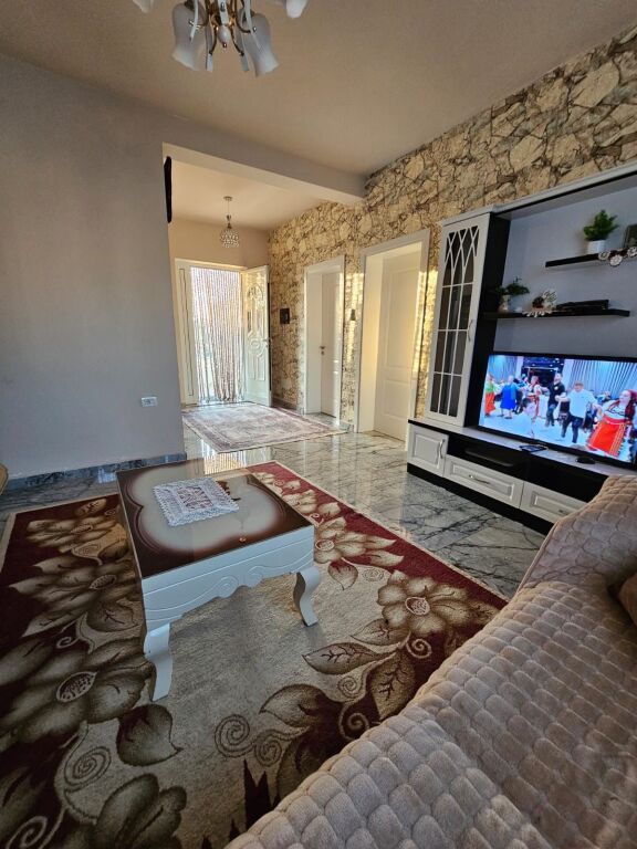 Villa in Vendita Rrashbull Durres