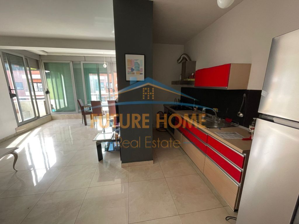 For rent, Office space, Zogu i Zi