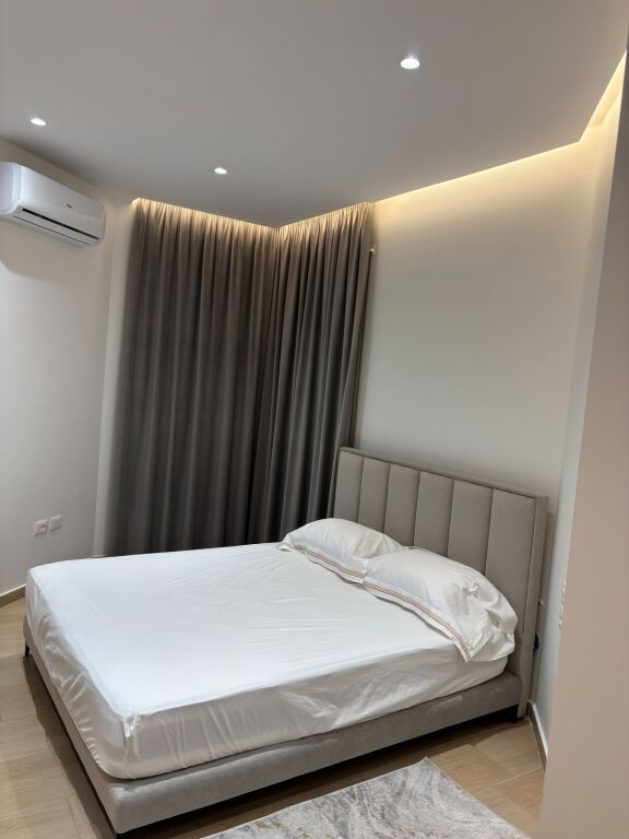 Qera | Apartament 1 + 1 | Liqeni i Thatë | 800 €/muaj