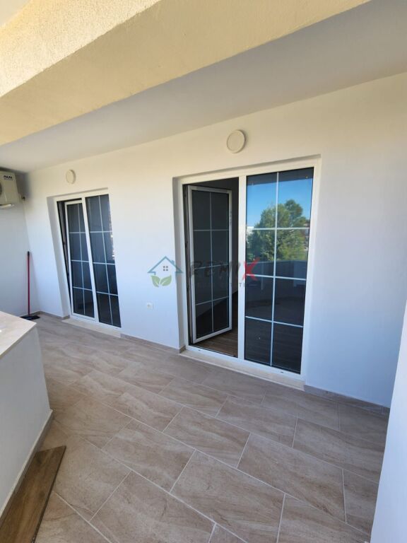 🏡 APARTMENT 2+1 FOR RENT – NEAR HOTEL ANTALYA, DURRËS BEACH