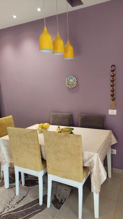 Jepet Me Qera Apartament 2+1+2 Tualete + 1 Ballkon