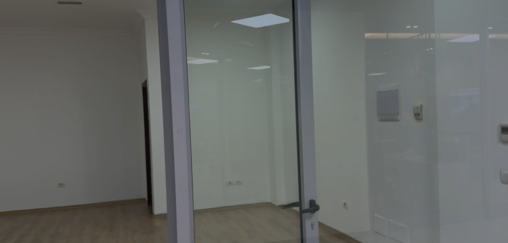 Affitto | Ambjent Biznesi | Rruga e Kavajës | 500 €/mese