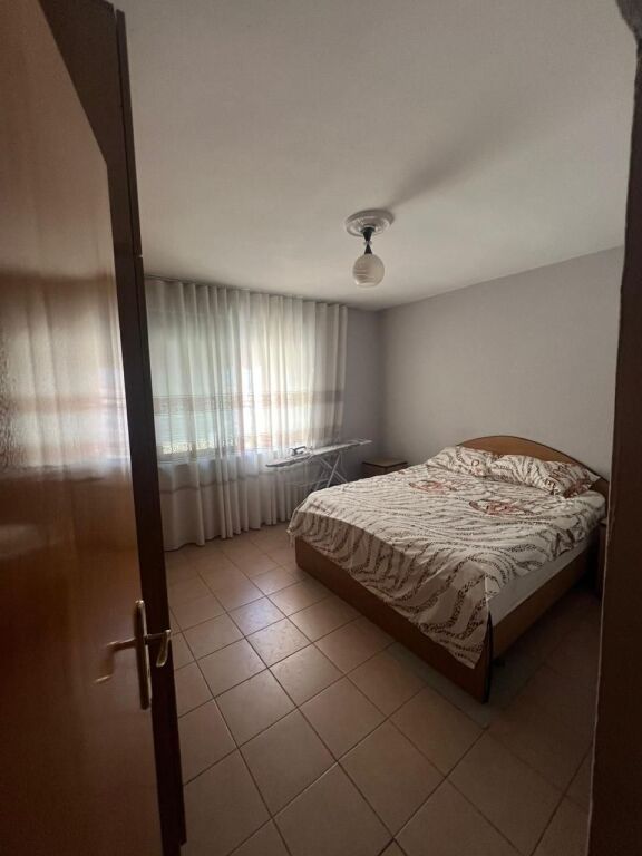 Rent | Apartament 2 + 1 | Medreseja | 550 €/month