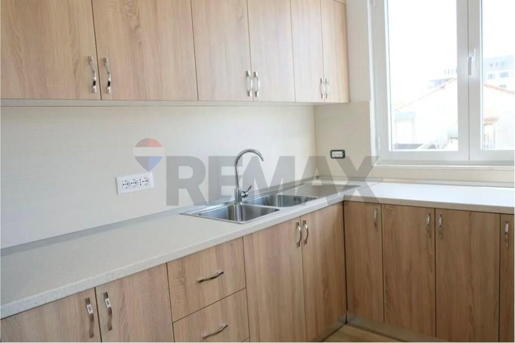 Apartament 2+1 për qira RRUGA E DIBRES