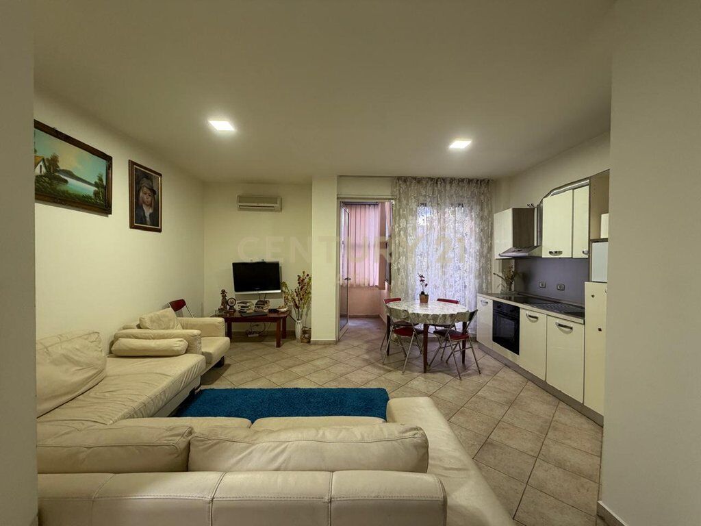 Apartment 2+1+2 for sale near the Lake of Tirana
