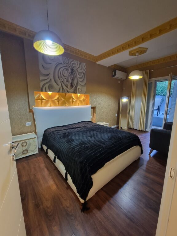 Appartamento 2+1 in affitto al Lago Secco, 1° piano, arredato   Prezzo 750€