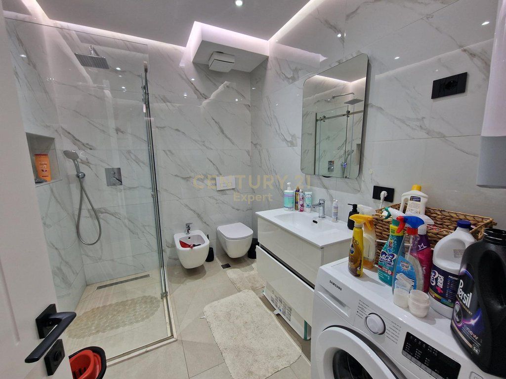 APARTAMENT ME QIRA 3+1+2 ME POSTE PARKIMI, REZIDENCA TURDIU!
