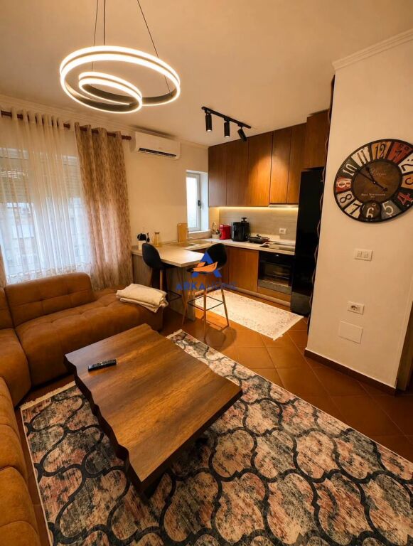 VENDESI APPARTAMENTO 1+1 "ALI DEMI" 12500000 LEKE