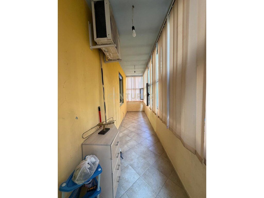 Apartment 2+1+2 for sale near the Lake of Tirana