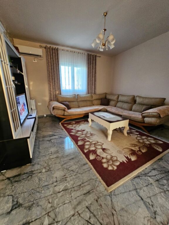 Villa in Vendita Rrashbull Durres