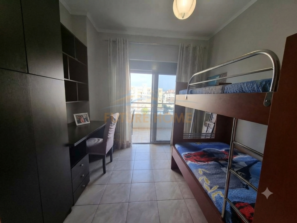 Shitet, Apartament 2+1, Rruga Astrit Losha, Unaza e Re