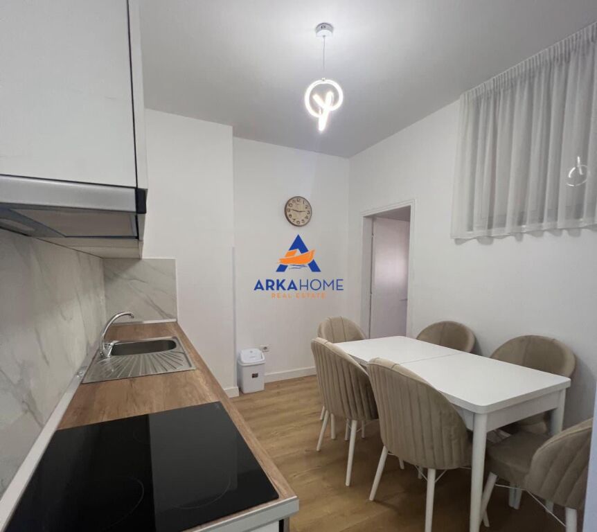 JEPET ME QERA APARTAMENT 1+1+BALLKON "RRUGA E KAVAJES" 65.000 LEKE