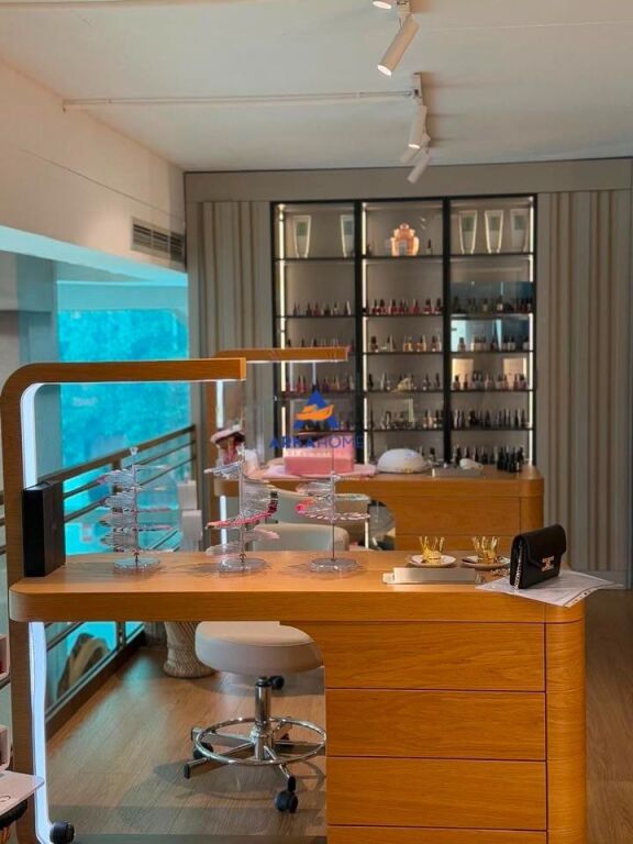 SHITET BIZNES QENDER ESTETIKE 119M2 "STADIUMI AIR ALBANIA" 200.000 EURO (I DISKUTUESHEM)