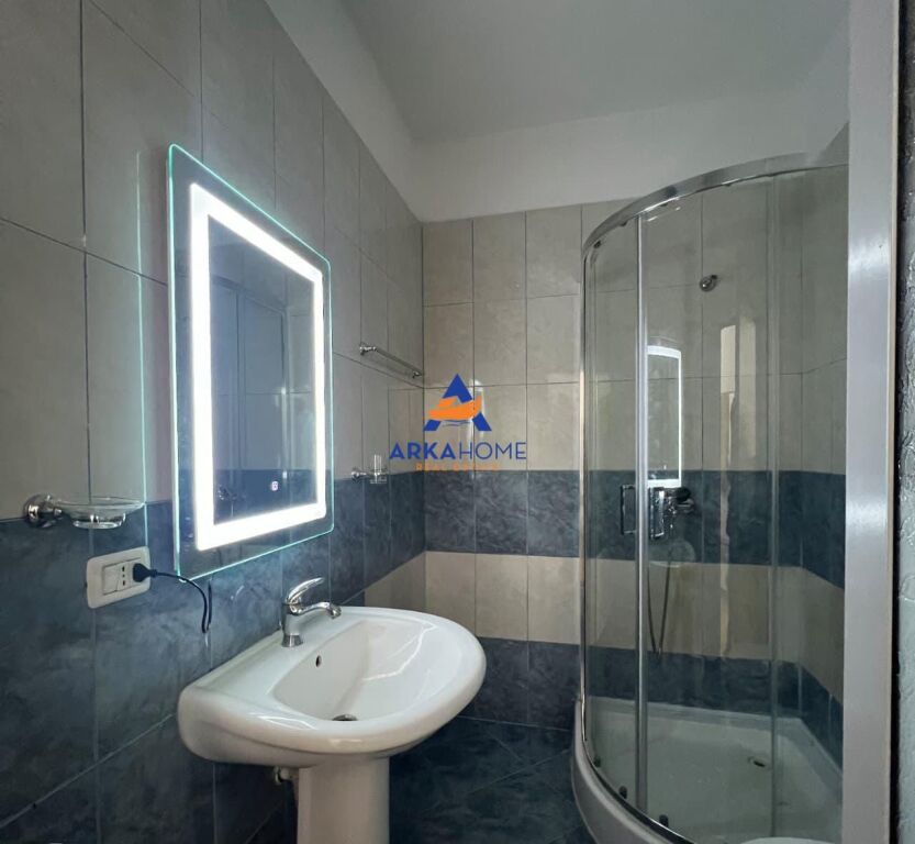 JEPET ME QERA APARTAMENT 1+1+BALLKON "RRUGA E KAVAJES" 65.000 LEKE