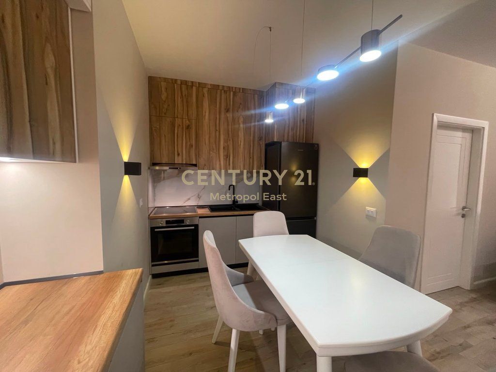FOR RENT APARTMENT 2+1+2 IN THE AREA OF VASIL SHANTOS