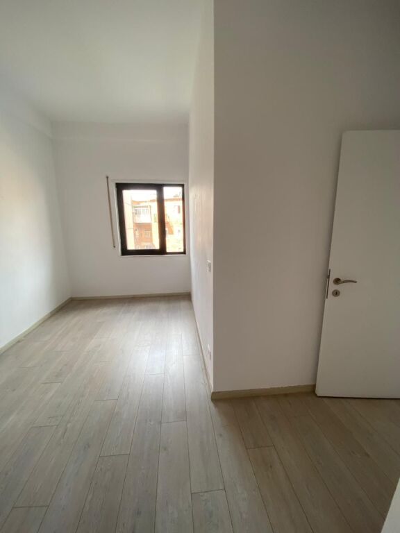 Rent | Apartament 2 + 1 | Rruga Dervish Hatixhe | 750 €/month