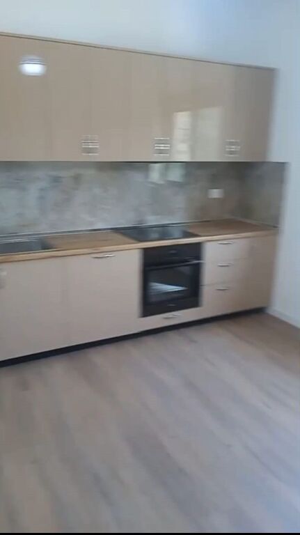 Rent | Apartament 3 + 1 | Kamëz Municipality | 400 €/month