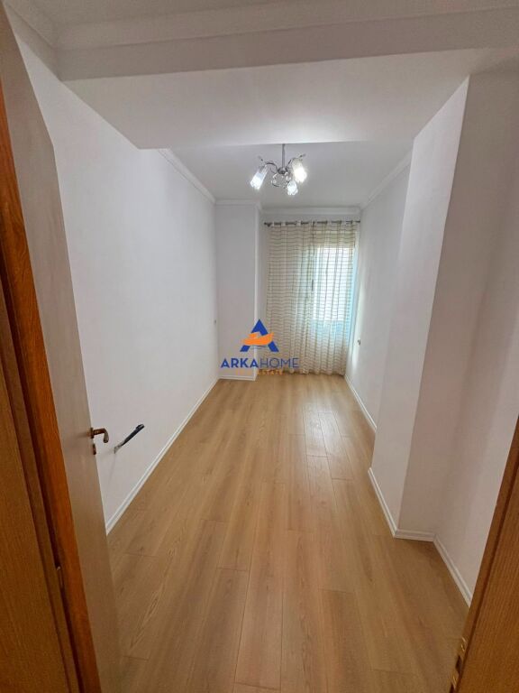 SHITEN DY APARTAMENTE 2+1+BALLKON "FRESK" 13500000 LEKE SECILI