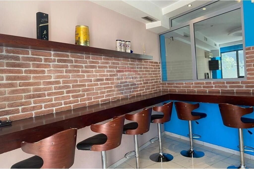 Business Premises for Rent near the Center
