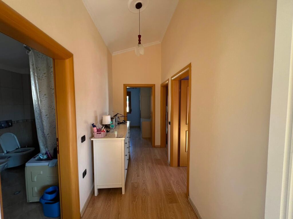QERA, DUBLEKS, 4+1+2 , 5 MAJI, TIRANE(530581008-166)
