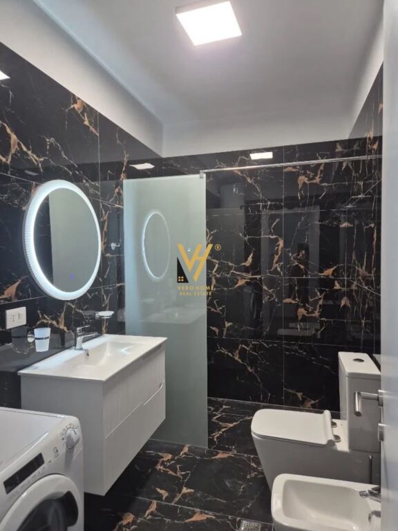 JEPET APARTAMENT 1+1+BLK ME QERA TEK QSUT 55.000 LEKE