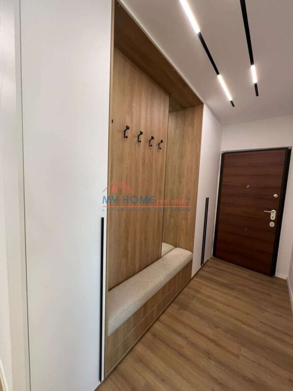 Apartament 2+1+ Post Parkimi me qera tek Kompleksi Aura ne Tirane