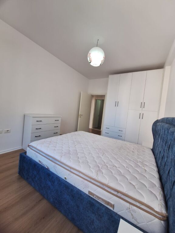 Apartament me qera 2+1+2+parking Grand Gallery