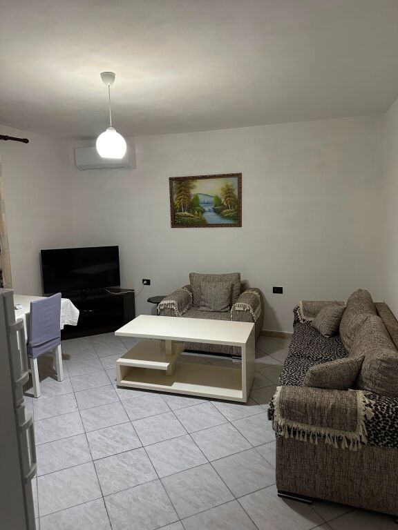 Affittasi Appartamento 1+1+1 Balcone