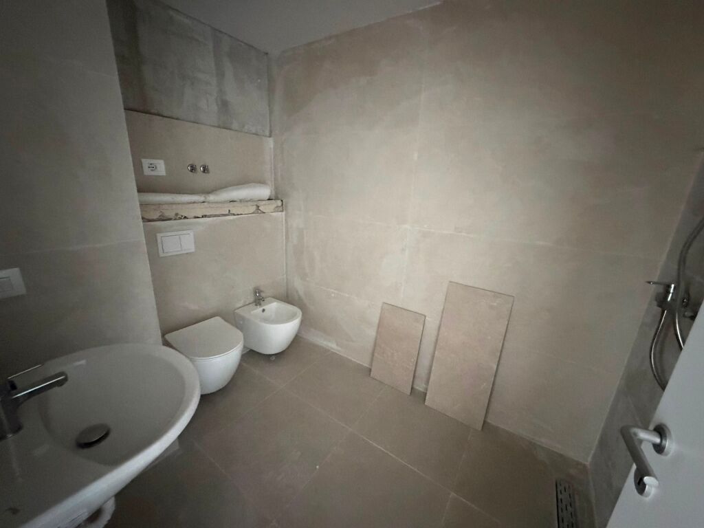 📣 RENT Apartment 3+1 With 2 Parking Spaces 📍 Akses Complex Tirana, Near Italian Embassy ✨