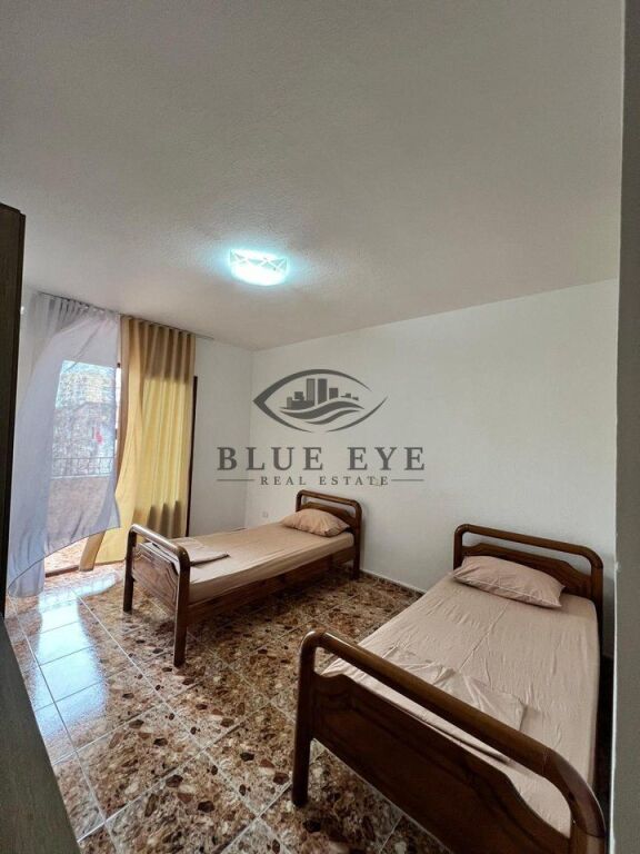 3+1 Apartment For Rent in the fruit and vegetable market, Durres!