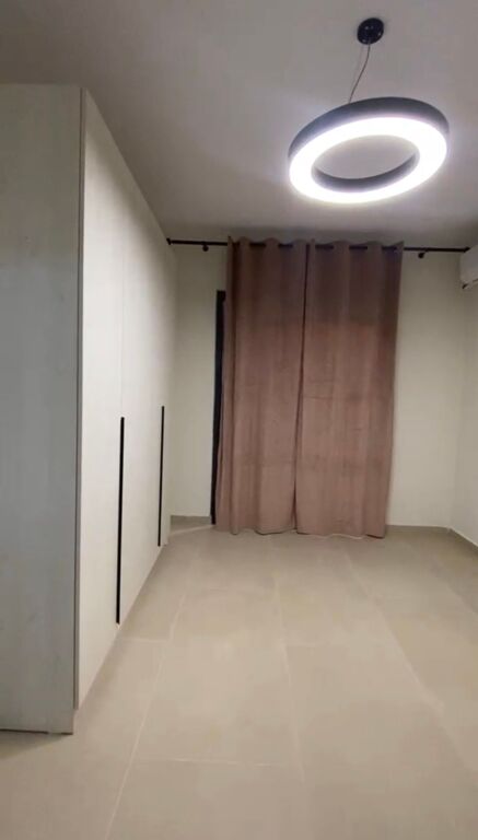 Affittasi super appartamento 2+1 vicino al sovrappasso del centro Kristal