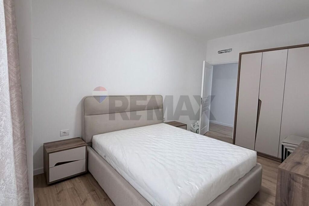 Jepet 1+1 për qira
