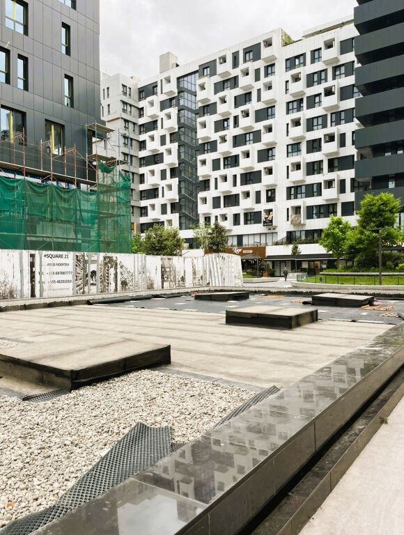 🏙️Shitet Apartament te Kompleksi Square 21**