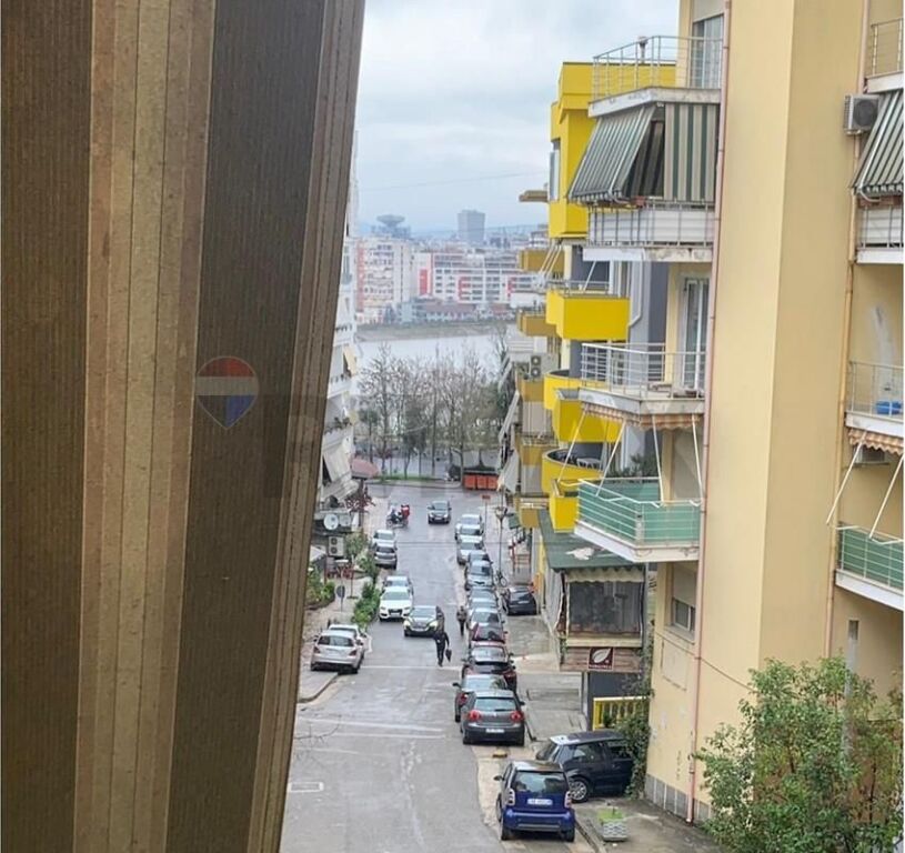 APARTAMENT 1+1 KOPSHTI ZOOLOGJIK