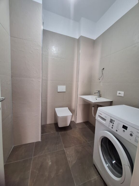 Apartament me qera 2+1+2+parking Grand Gallery