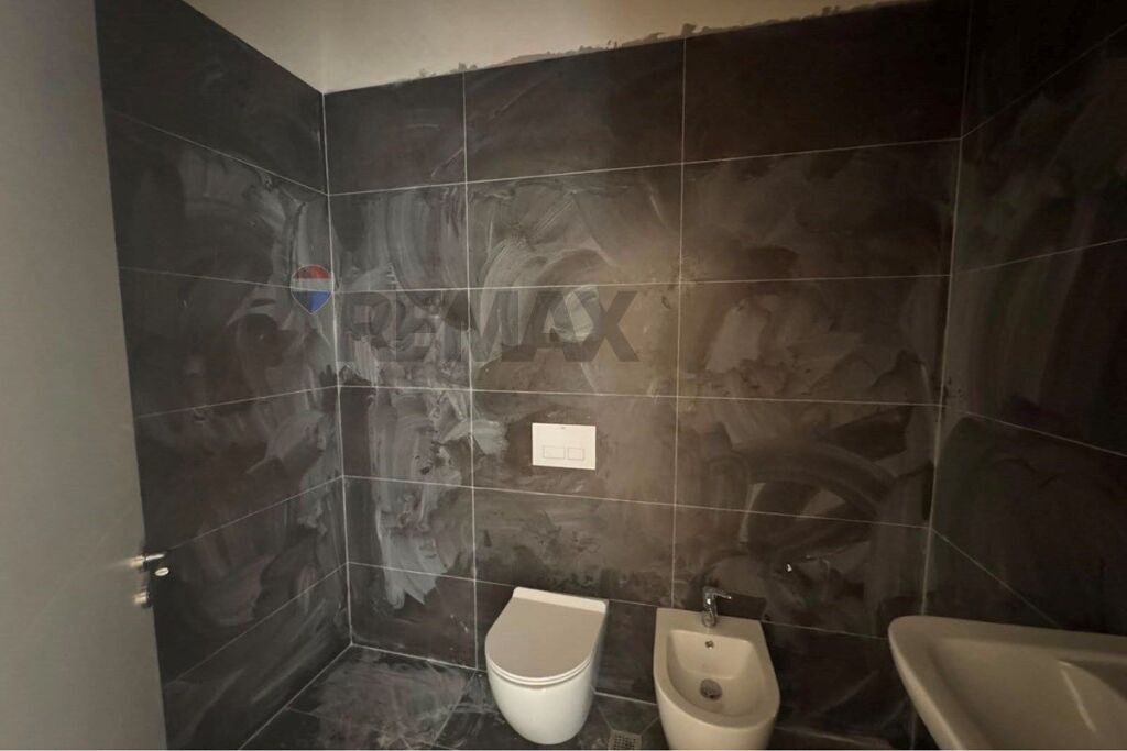 Apartament 3+1+2 ne shitje, Komuna e Parisit