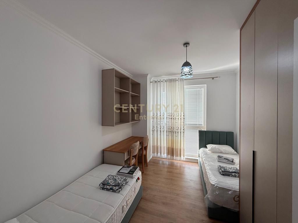 Apartament 2+1+2+ Post Parkimi me qira prane Fakultetit te Mjekesise