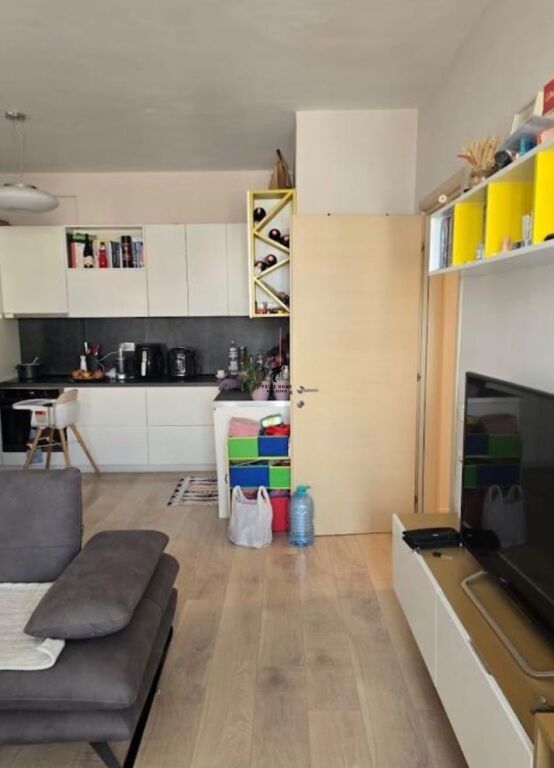 APARTAMENT ME QERA 1+1 ASTIR 48.000 LEKE  FH-85562