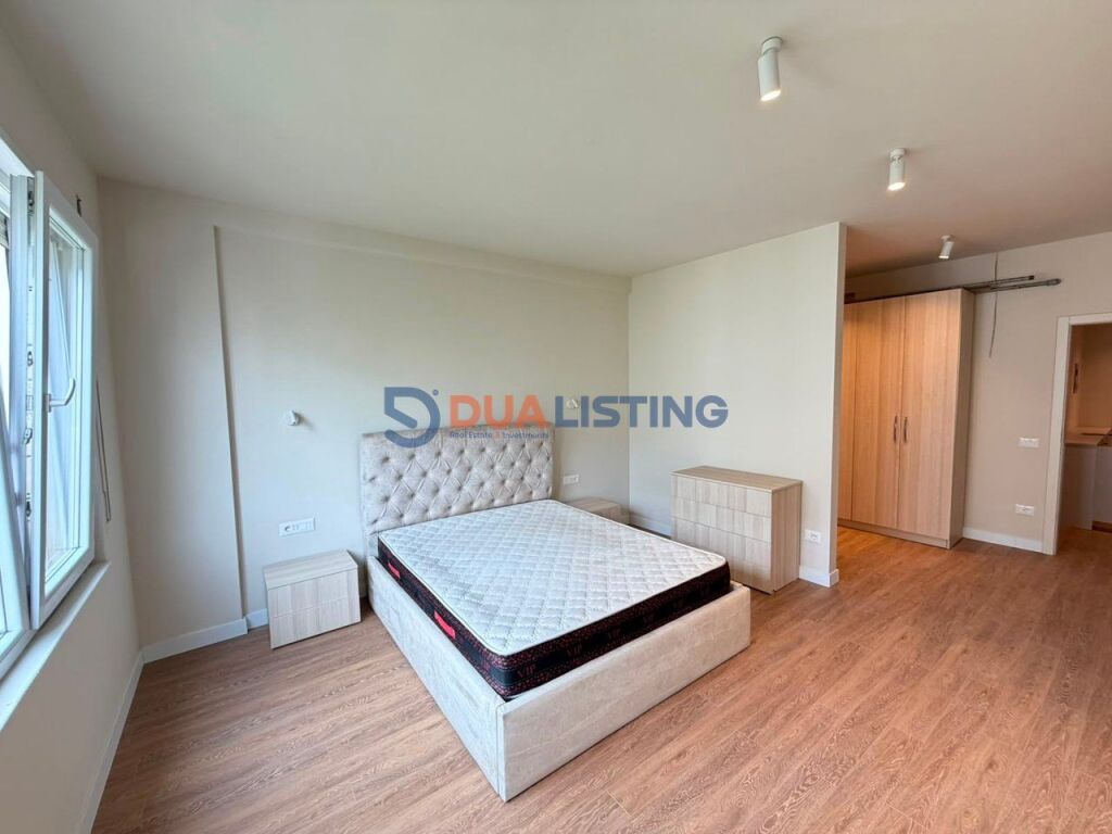Apartament 2+1 ne shitje, Liqen i Thate, ngjit me Radisson Hotel