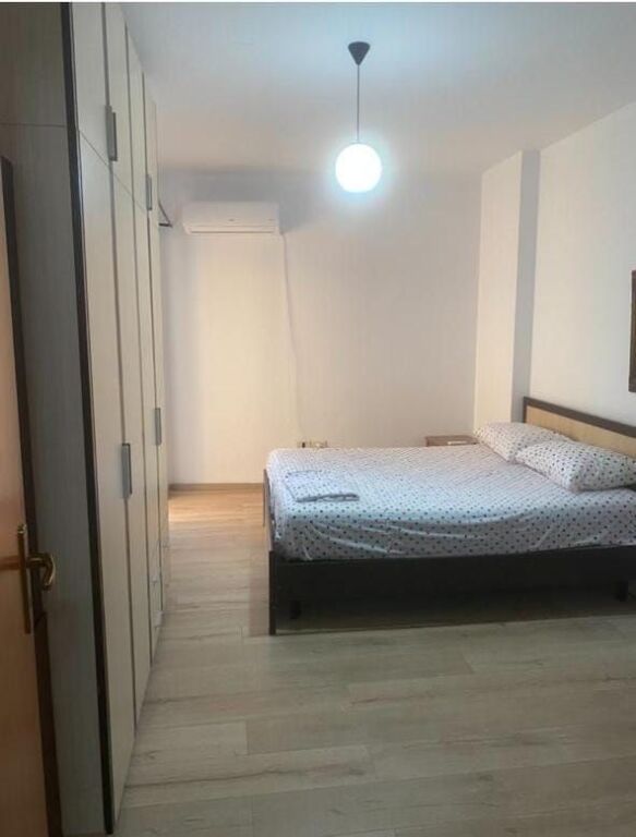 Jepet Apartament 1+1 me qera Tek Ish Stacioni Trenit perballe Spak (ID 42111662 )