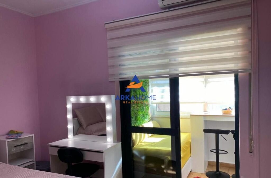 APARTMENT FOR RENT 2+1+BALCONY "FORMER GALLERY 17 NOVEMBER, BARDHOK BIBA STREET" 80,000 LEKE