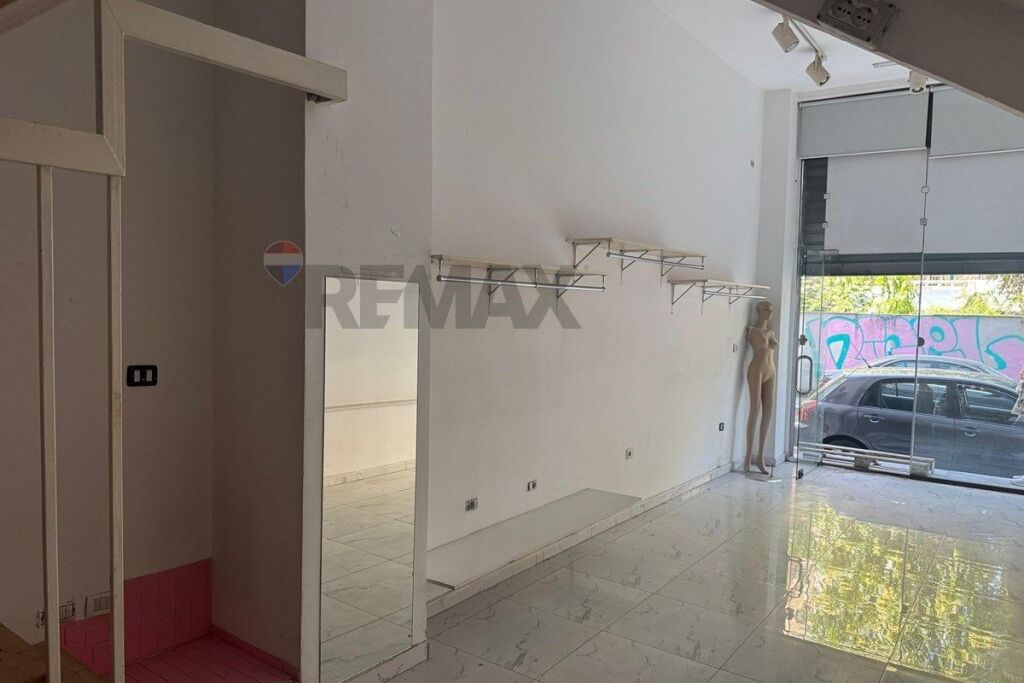 Dyqan - Për Shitje - Rruga Nikolla Tupe, Tiranë(ID: 530261046-520)