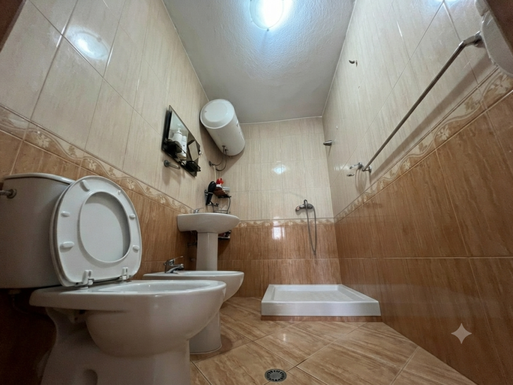 Rent, Apartment 2+1, Building with Arrow, Tirana