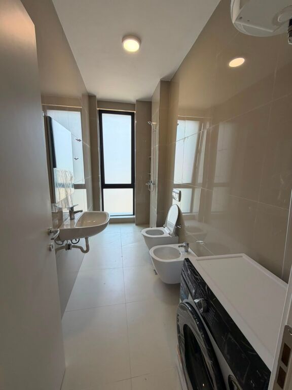 Rent | Apartament 2 + 1 | Bulevardi I Ri | 700 €/month