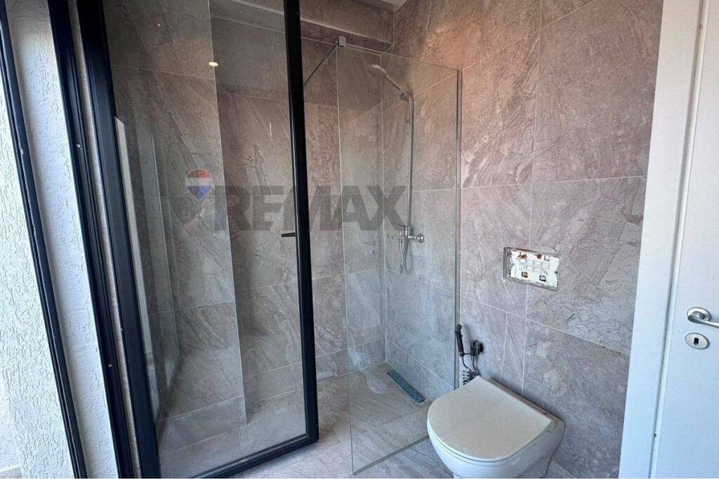 Shitet Apartament 1+1 Kodra e Diellit 2 ,