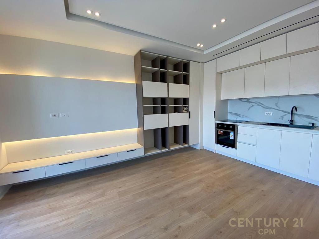 NDREGJONI BULEVARDI I RI JAPIM ME QIRA APARTAMENT 1+1+POST PARKIMI