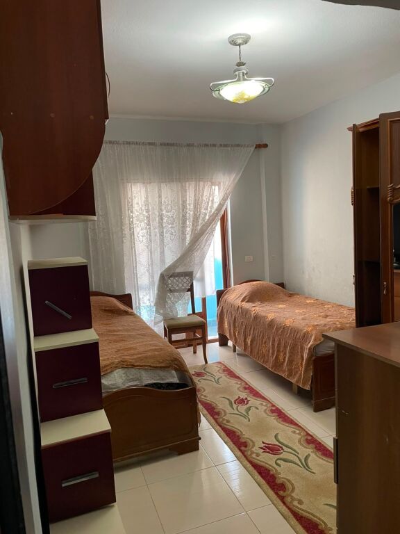 Appartamento 2+1 + cortile in affitto