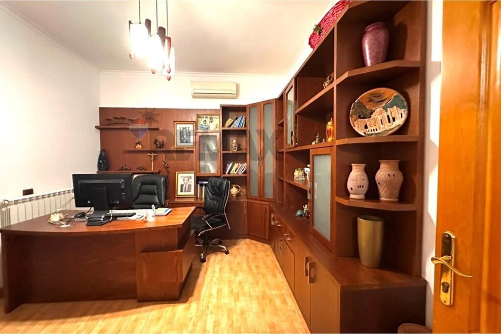 Villa - For Rent - Qesarak, Tirana